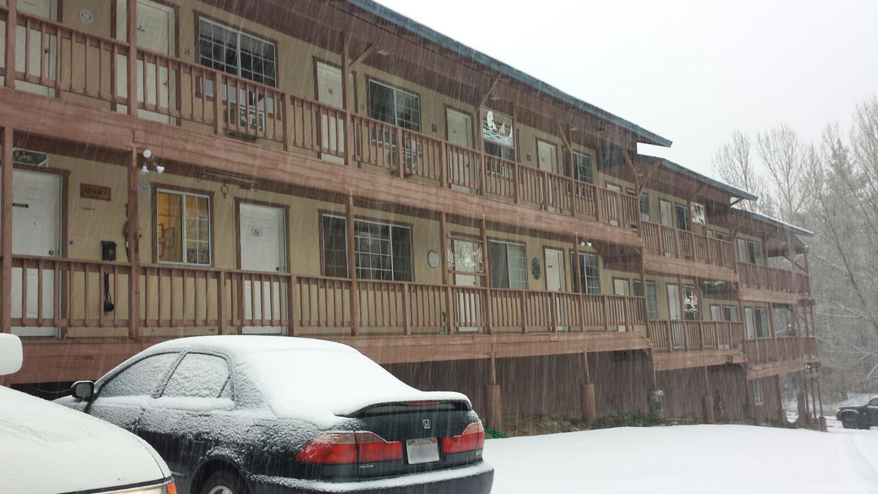 Deep Creek Motel Running Springs Exterior foto